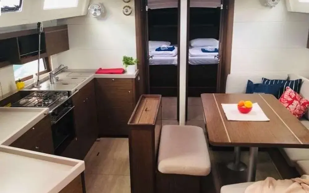 slider 4 Beneteau Oceanis 46.1