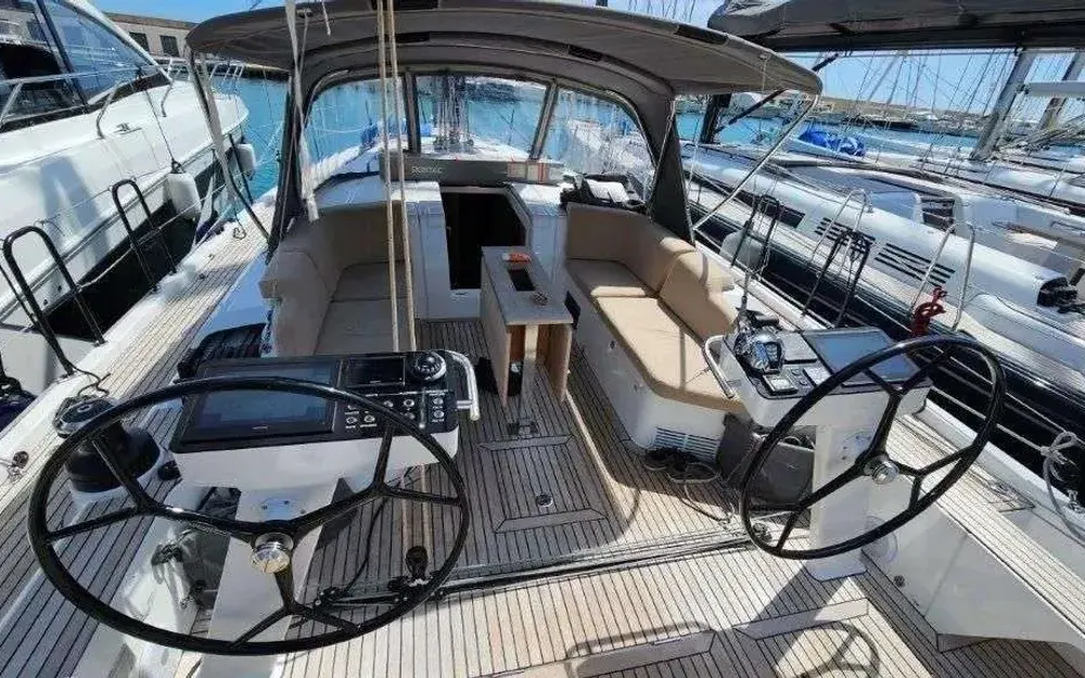 slider 4 Beneteau First 44