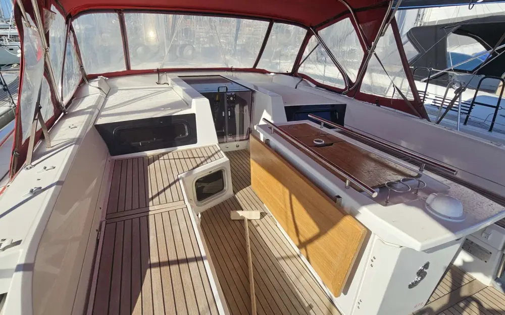 slider 11 Beneteau Oceanis 51.1