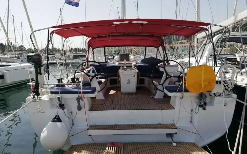 slider 1 Beneteau Oceanis 51.1