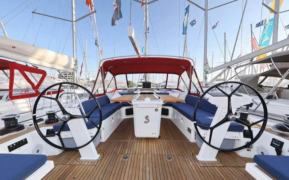 slider 2 Beneteau Oceanis 51.1