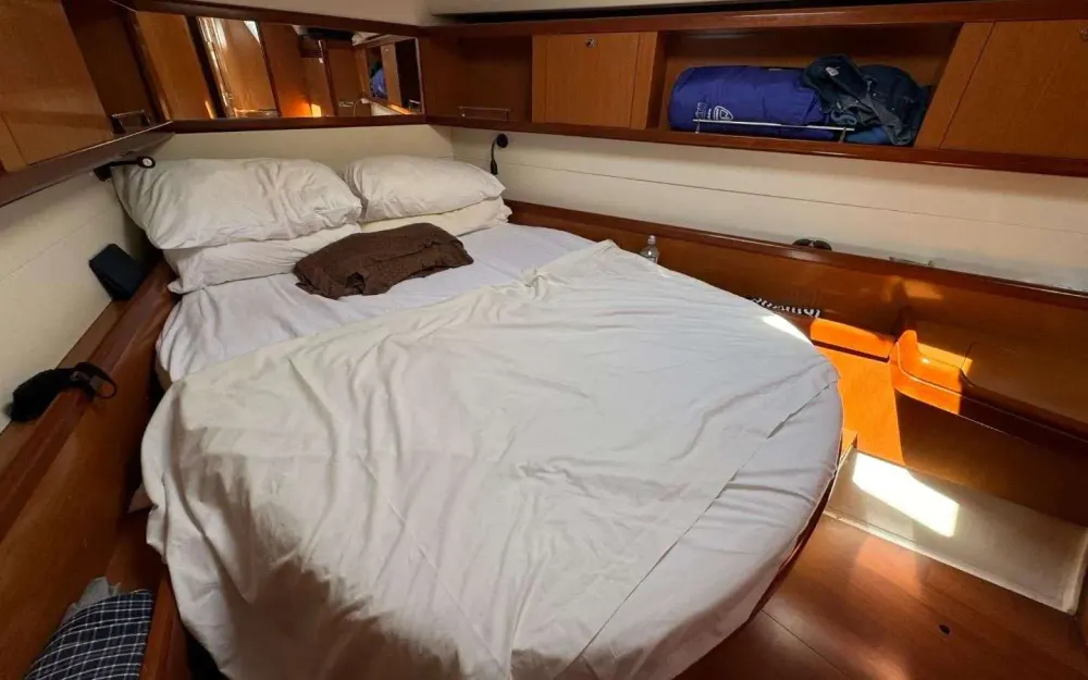slider 6 Beneteau Oceanis 50