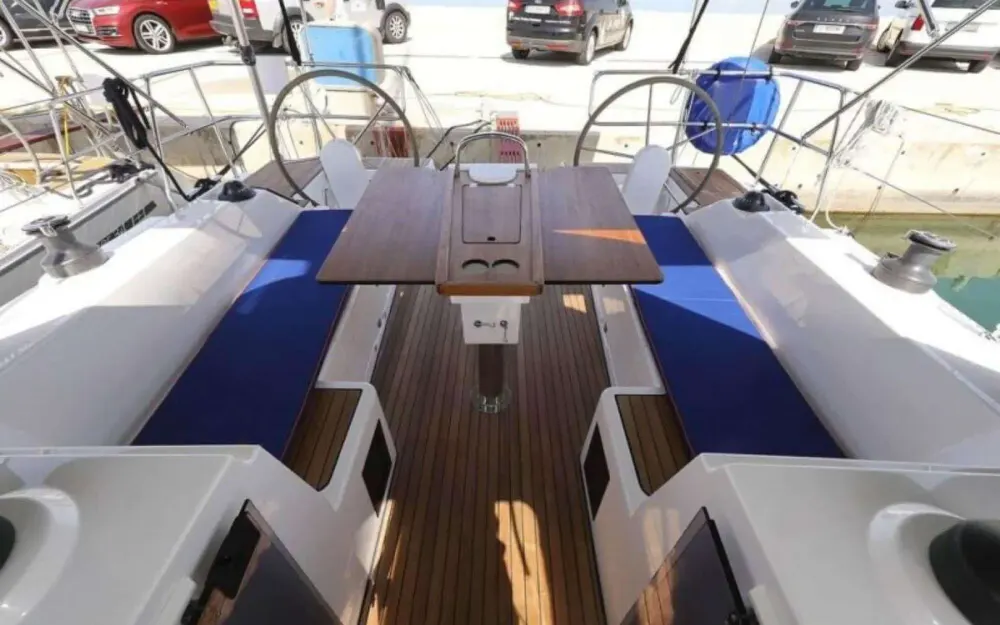 slider 5 Bavaria C38