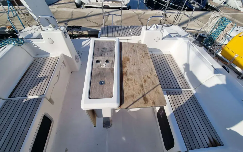 slider 11 Dufour  460 Grand Large