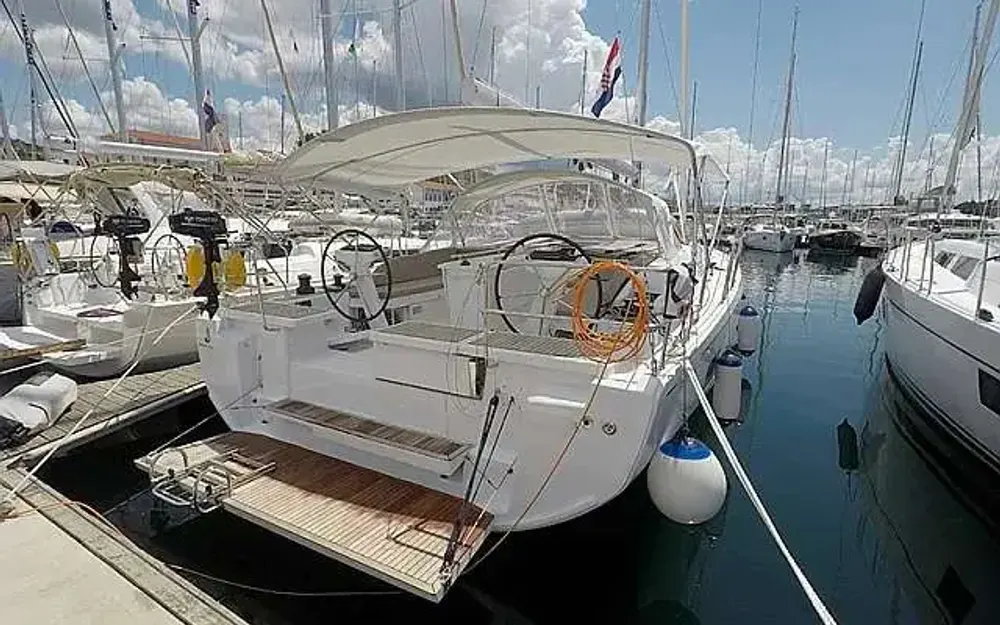 slider 0 Beneteau Oceanis 46.1