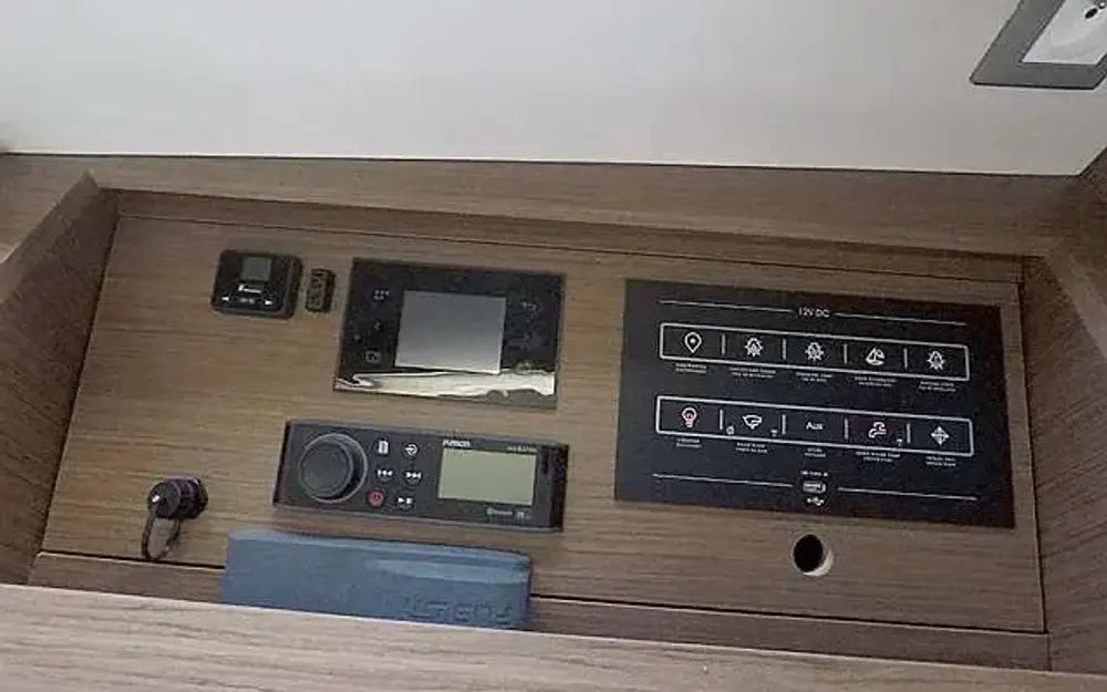 slider 4 Beneteau Oceanis 46.1