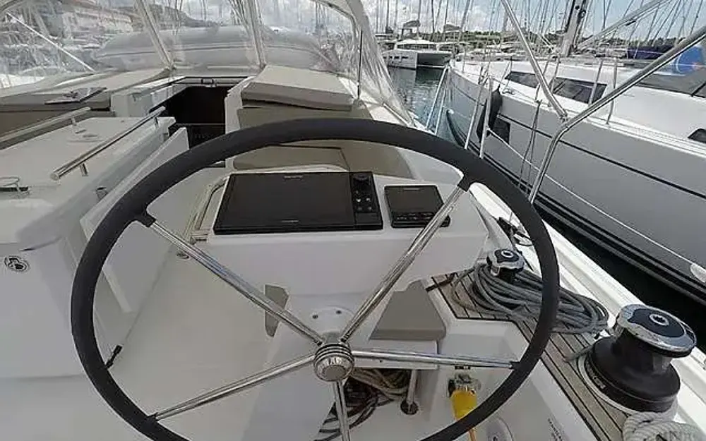 slider 5 Beneteau Oceanis 46.1