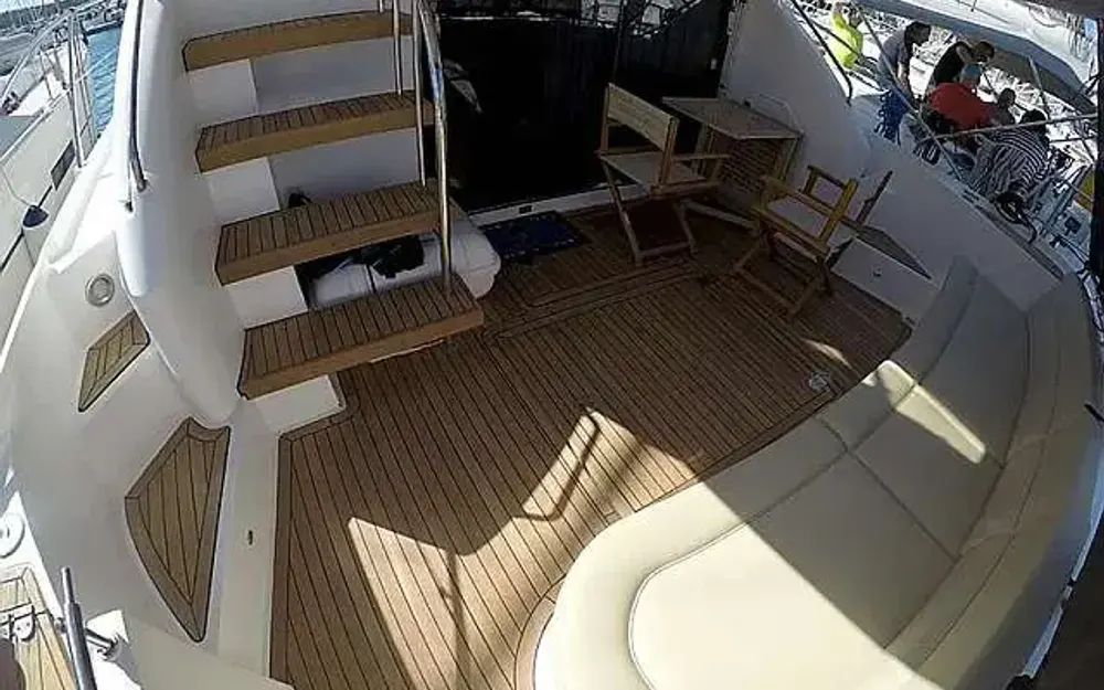 slider 16 Fairline Phantom 50