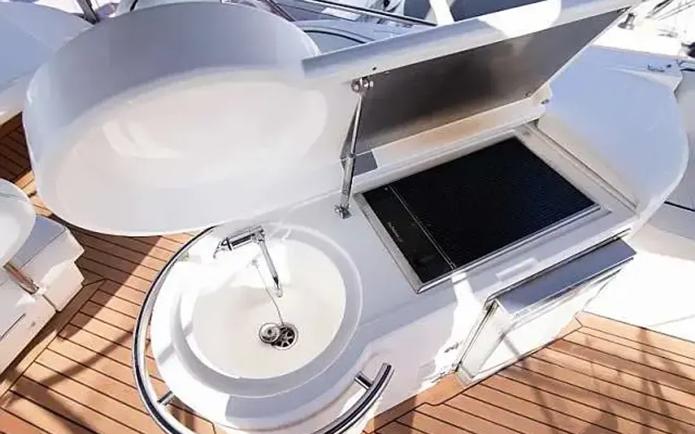 slider 1 Fairline Phantom 50