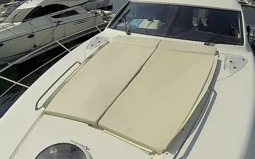 slider 21 Fairline Phantom 50
