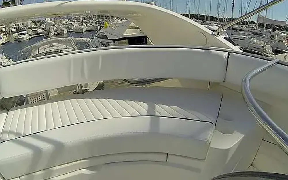 slider 26 Fairline Phantom 50