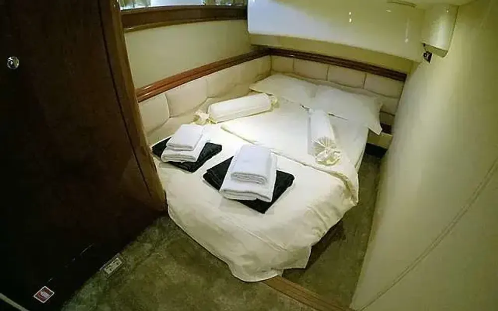 slider 2 Fairline Phantom 50