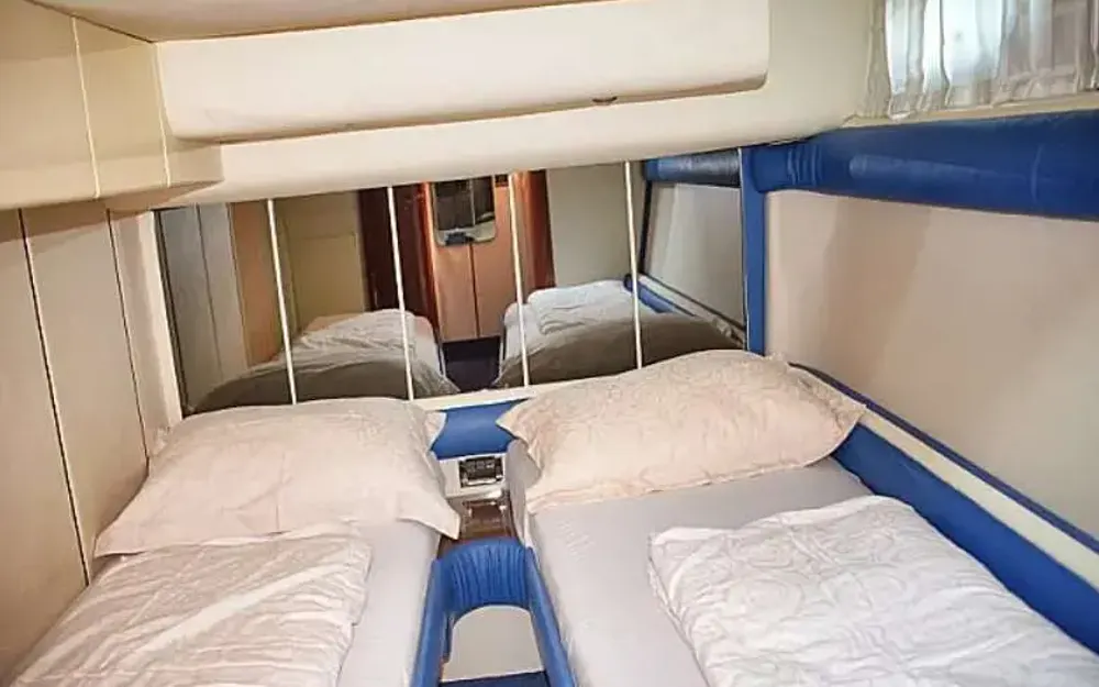 slider 9 Fairline Targa 48