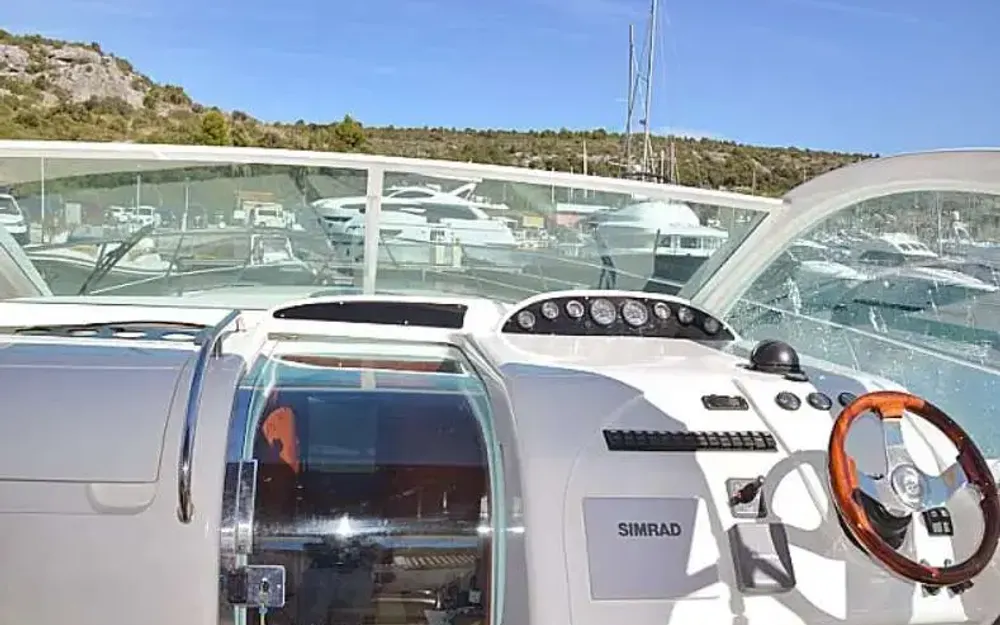 slider 8 Fairline Targa 48