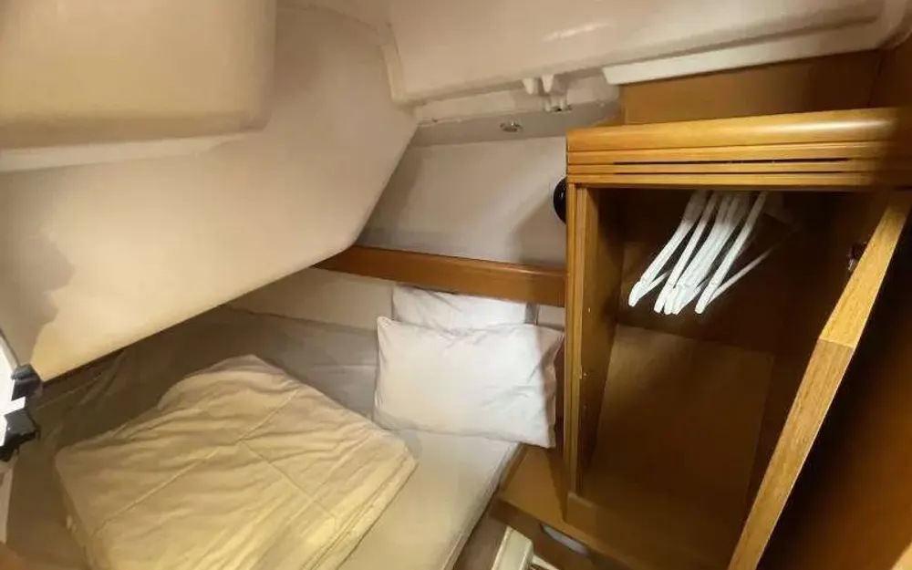 slider 9 Jeanneau Sun Odyssey 36 i