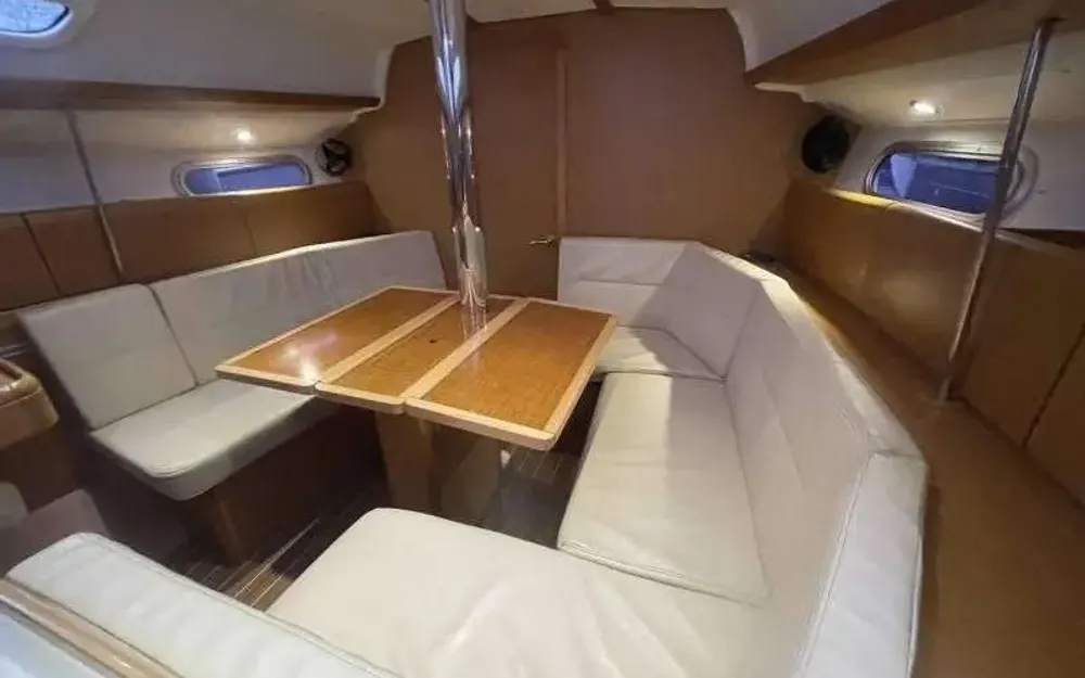 slider 1 Jeanneau Sun Odyssey 36 i