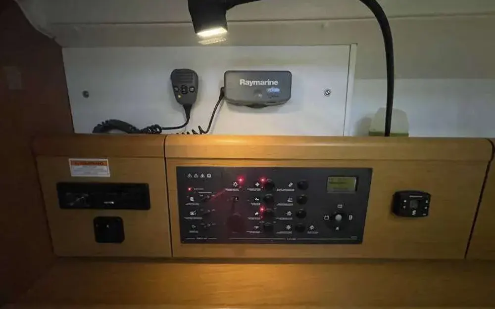 slider 21 Jeanneau Sun Odyssey 36 i
