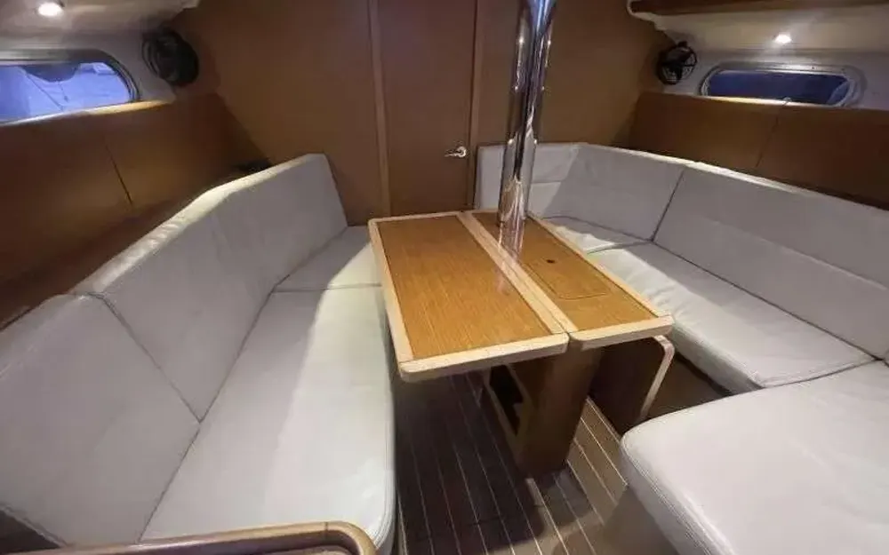 slider 24 Jeanneau Sun Odyssey 36 i