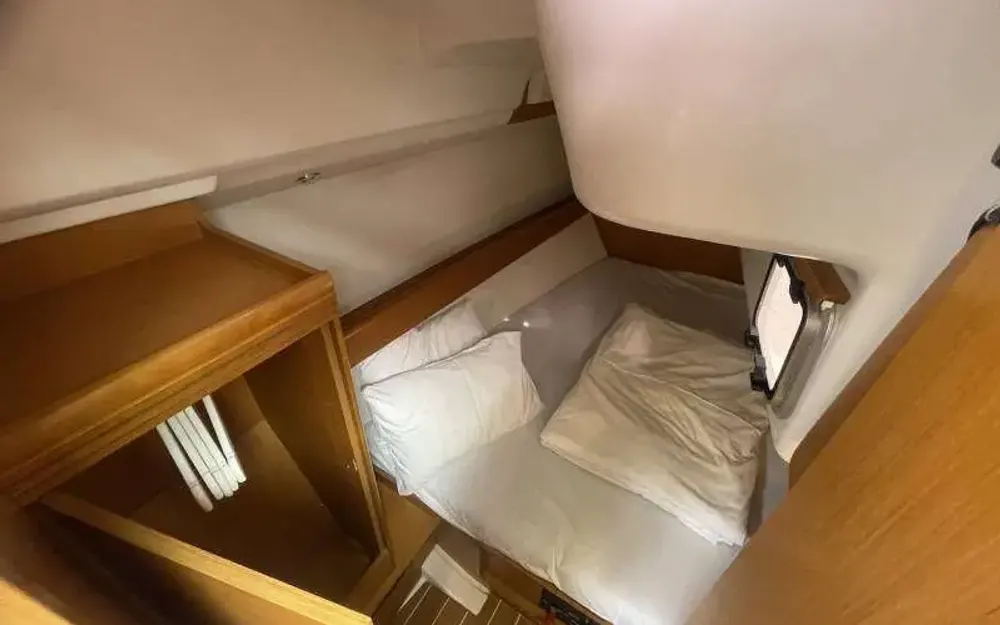 slider 28 Jeanneau Sun Odyssey 36 i