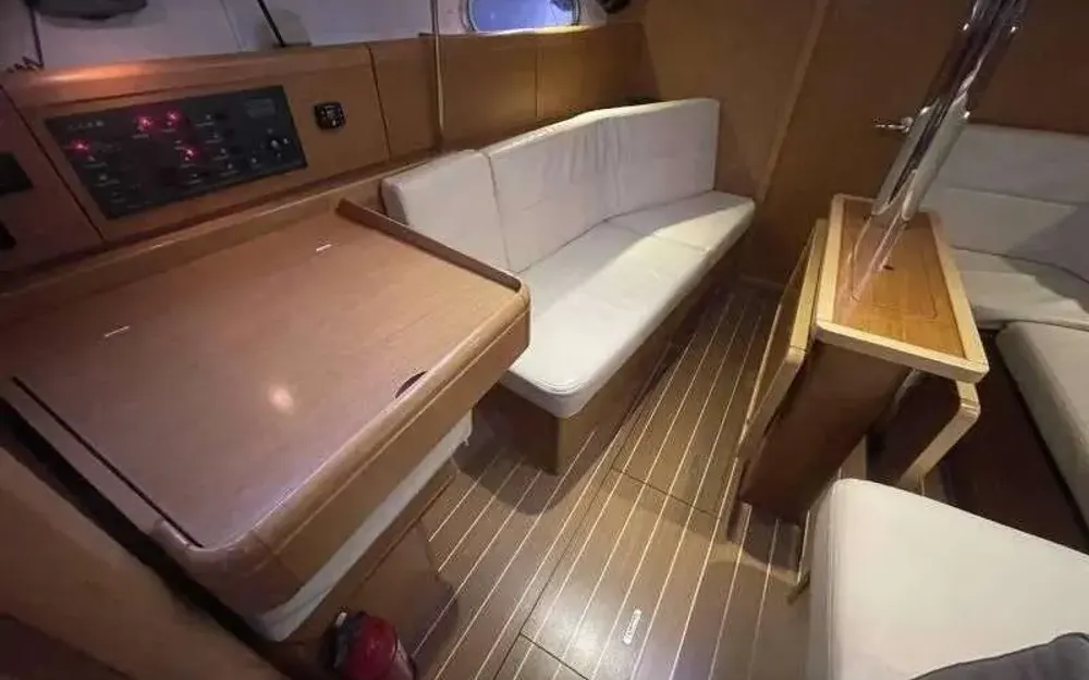 slider 2 Jeanneau Sun Odyssey 36 i