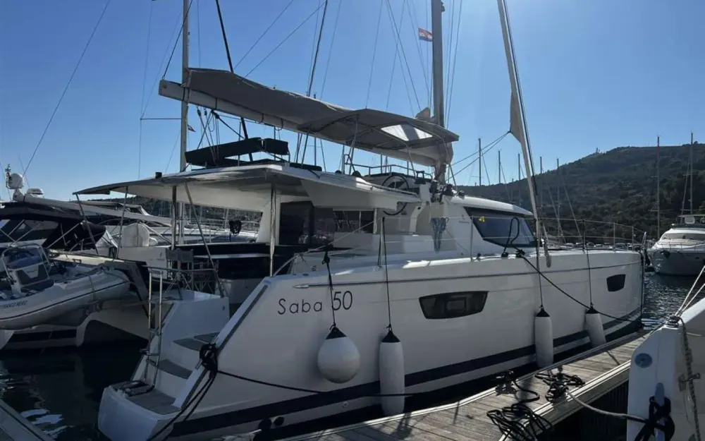 slider 0 Fountaine Pajot Saba 50