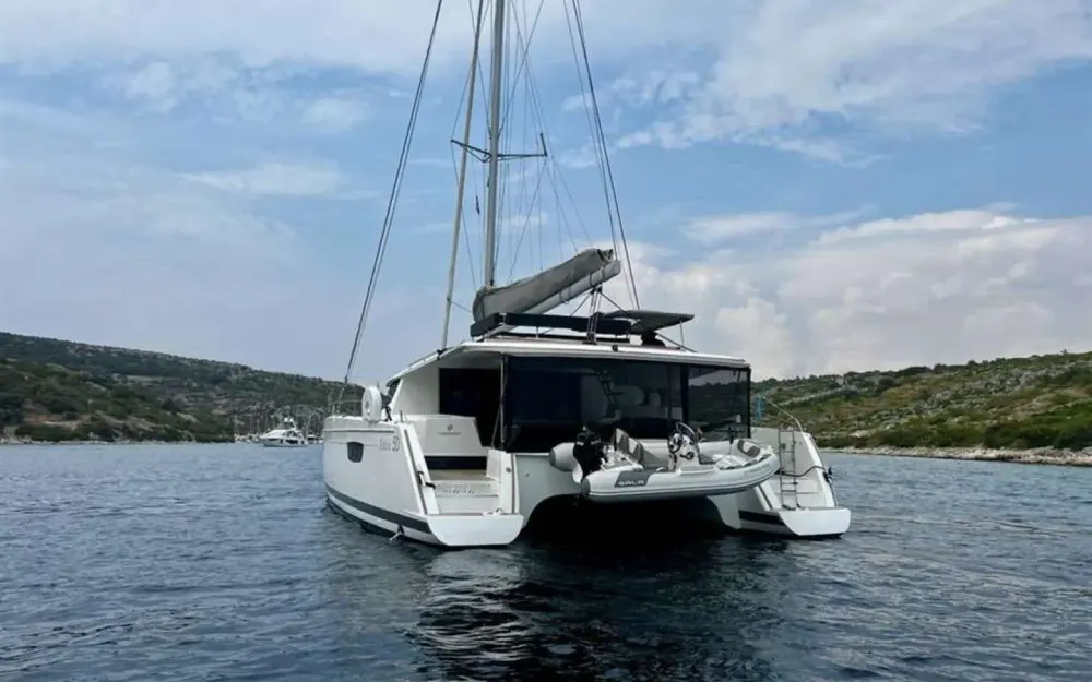 slider 12 Fountaine Pajot Saba 50