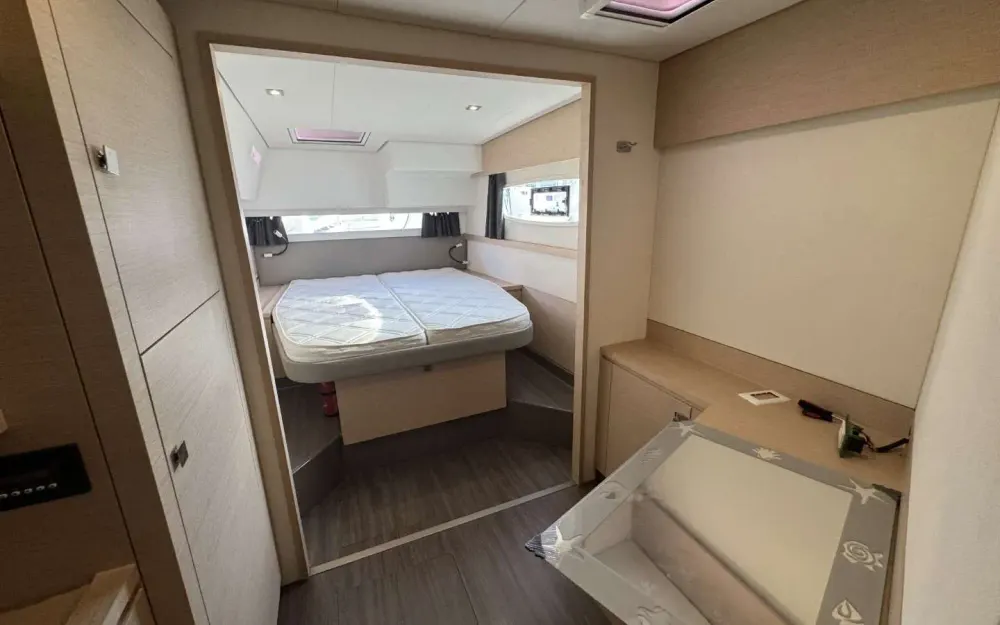 slider 3 Fountaine Pajot Saba 50