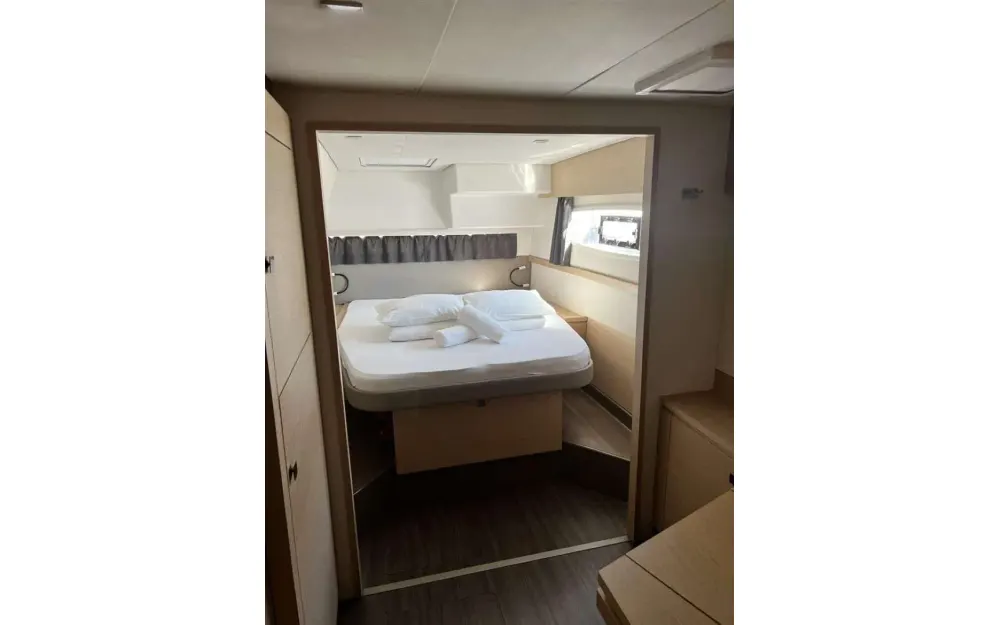 slider 7 Fountaine Pajot Saba 50