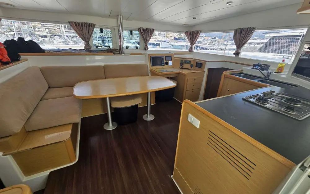 slider 27 Lagoon  400