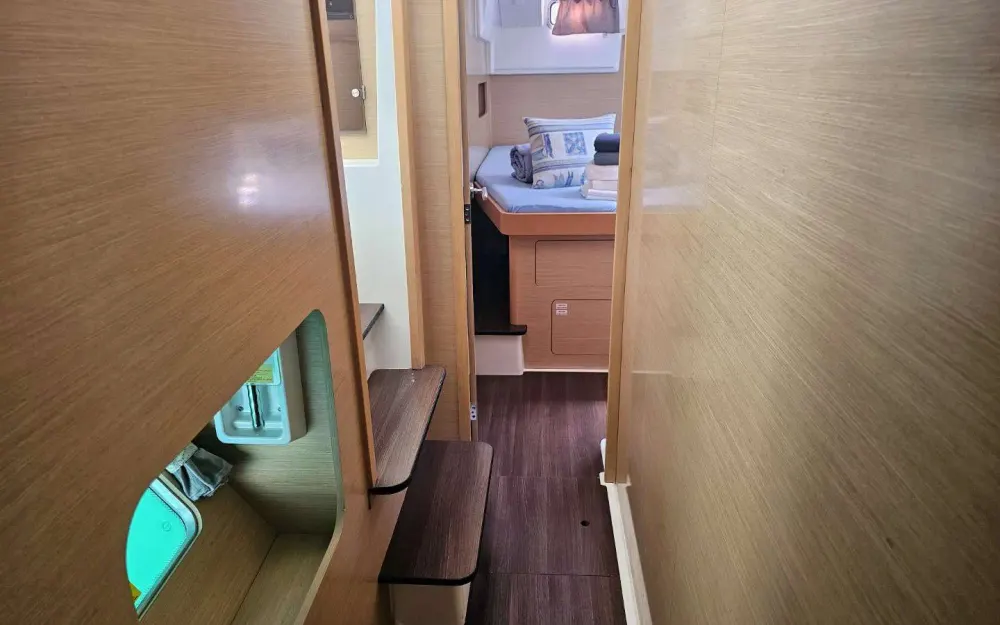 slider 31 Lagoon  400