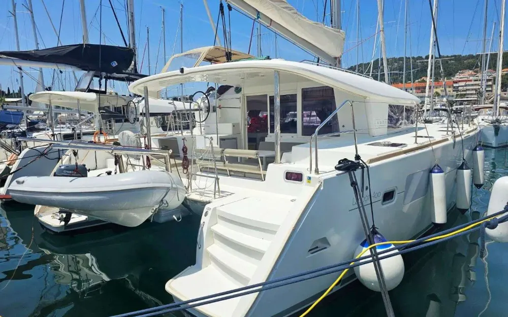 slider 40 Lagoon  400