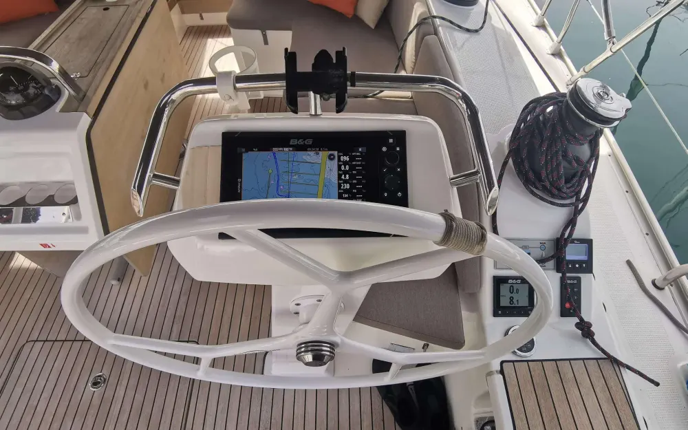 slider 5 Bavaria  51 Cruiser