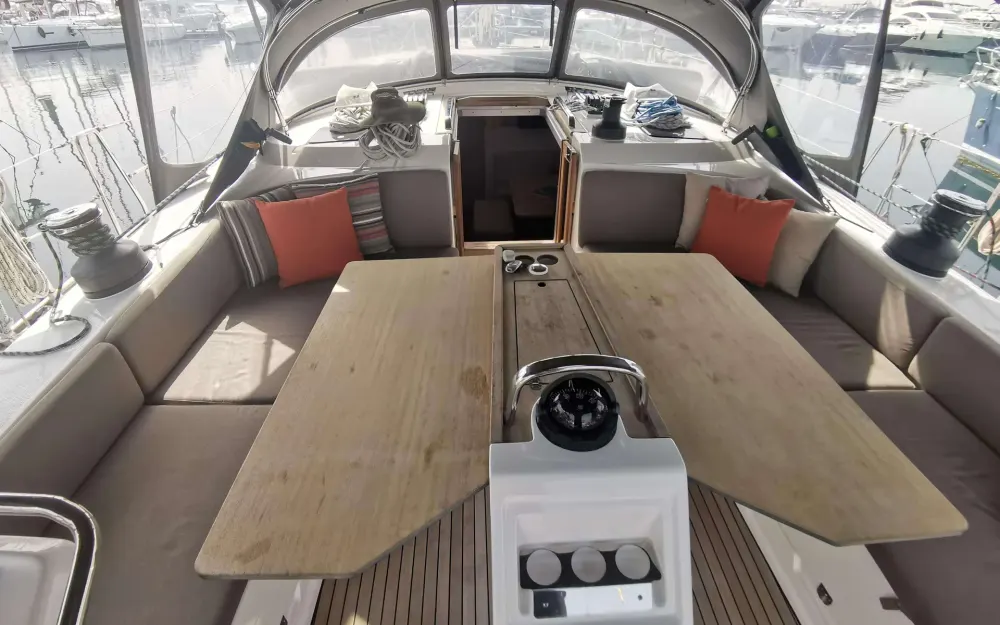 slider 6 Bavaria  51 Cruiser