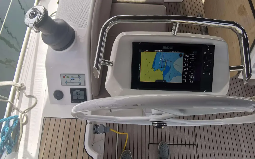 slider 7 Bavaria  51 Cruiser