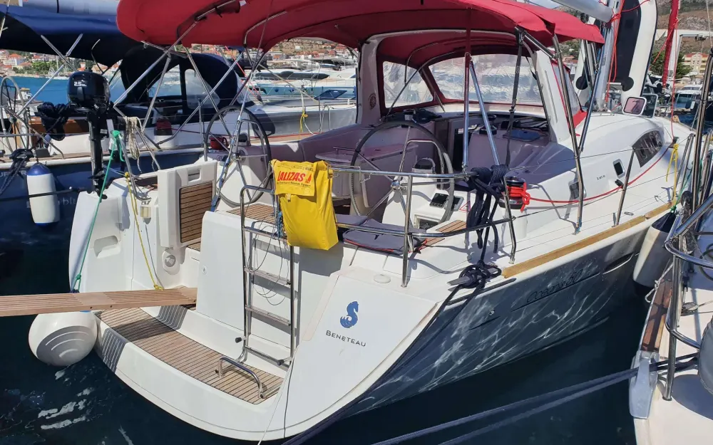 slider 0 Beneteau Oceanis 50