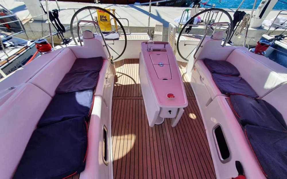 slider 14 Beneteau Oceanis 50