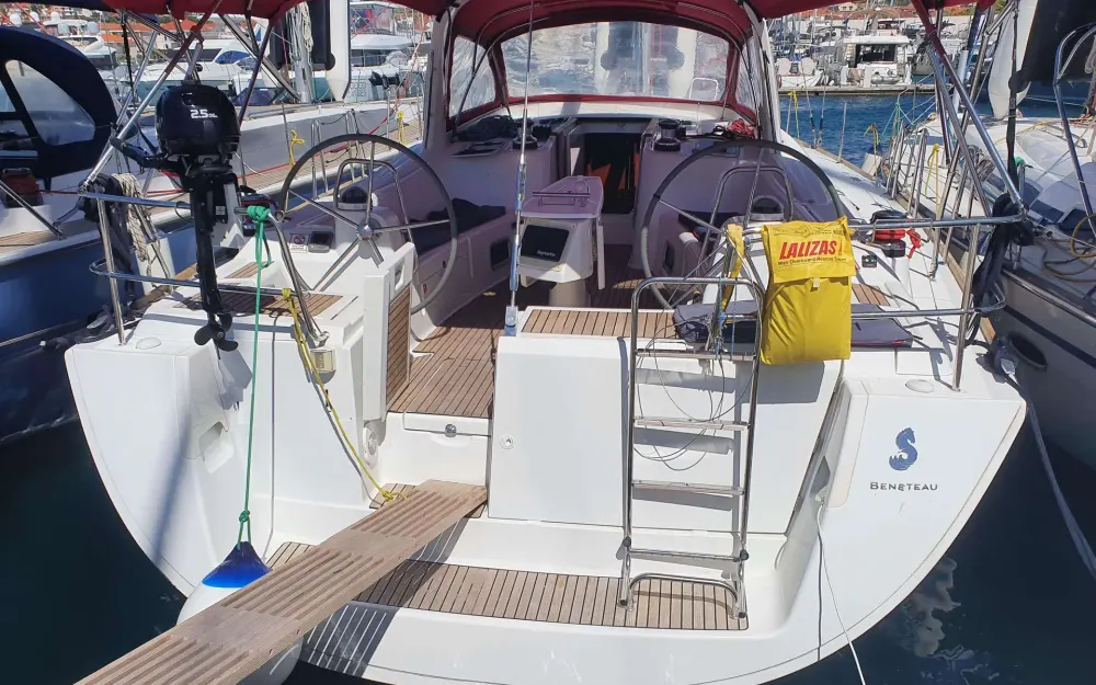 slider 15 Beneteau Oceanis 50