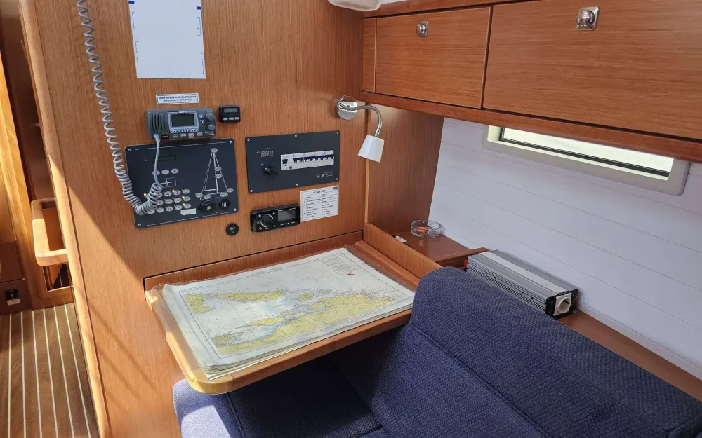 slider 9 Bavaria  37 Cruiser