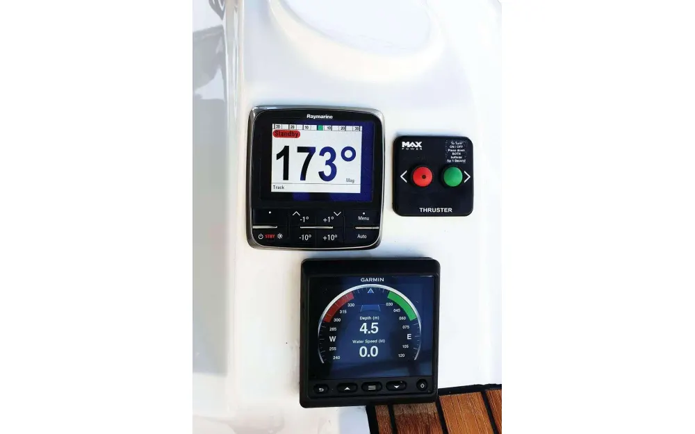 slider 19 Bavaria  37 Cruiser