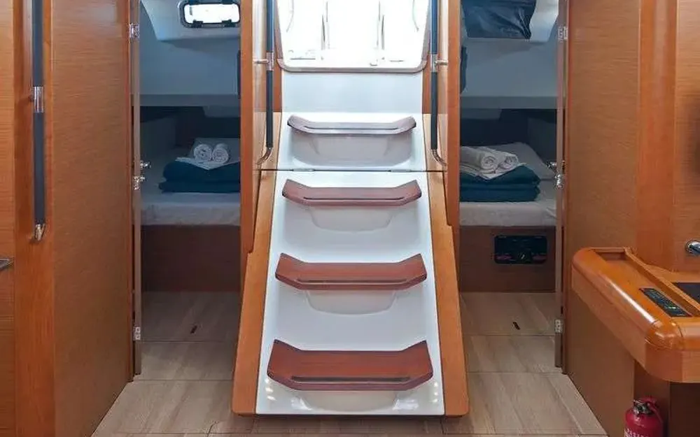slider 8 Jeanneau Sun Odyssey 469