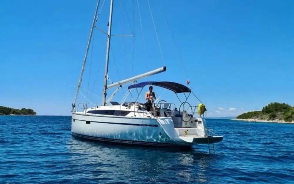 slider 13 Bavaria  37 Cruiser