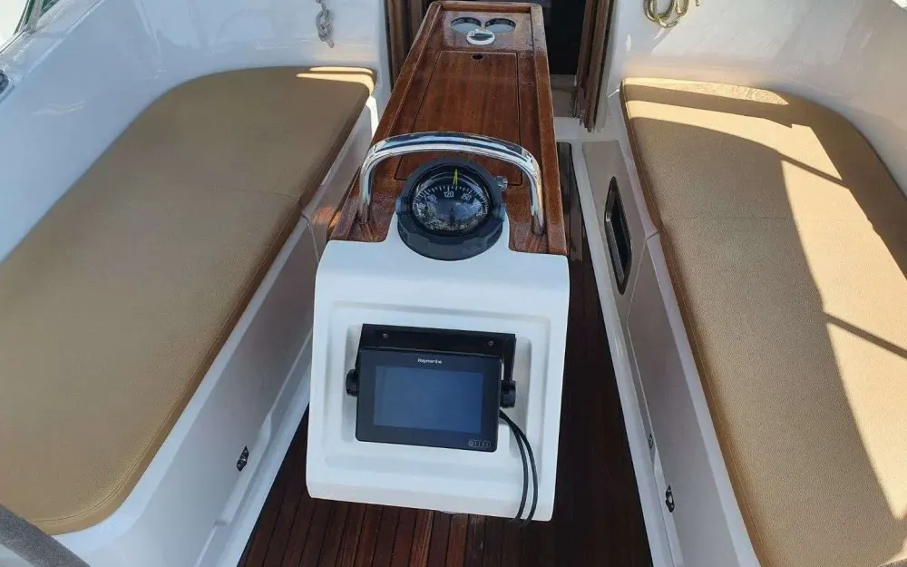 slider 8 Bavaria  37 Cruiser