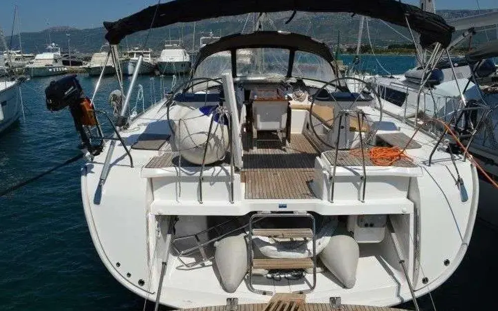 slider 10 Bavaria  56 Cruiser