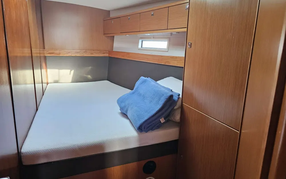 slider 12 Bavaria  56 Cruiser