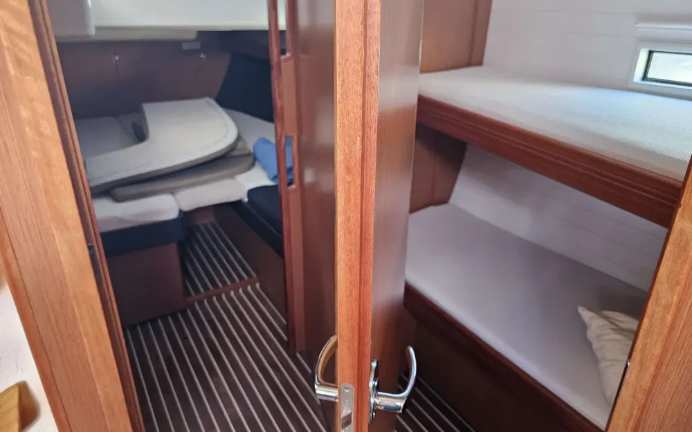 slider 15 Bavaria  56 Cruiser