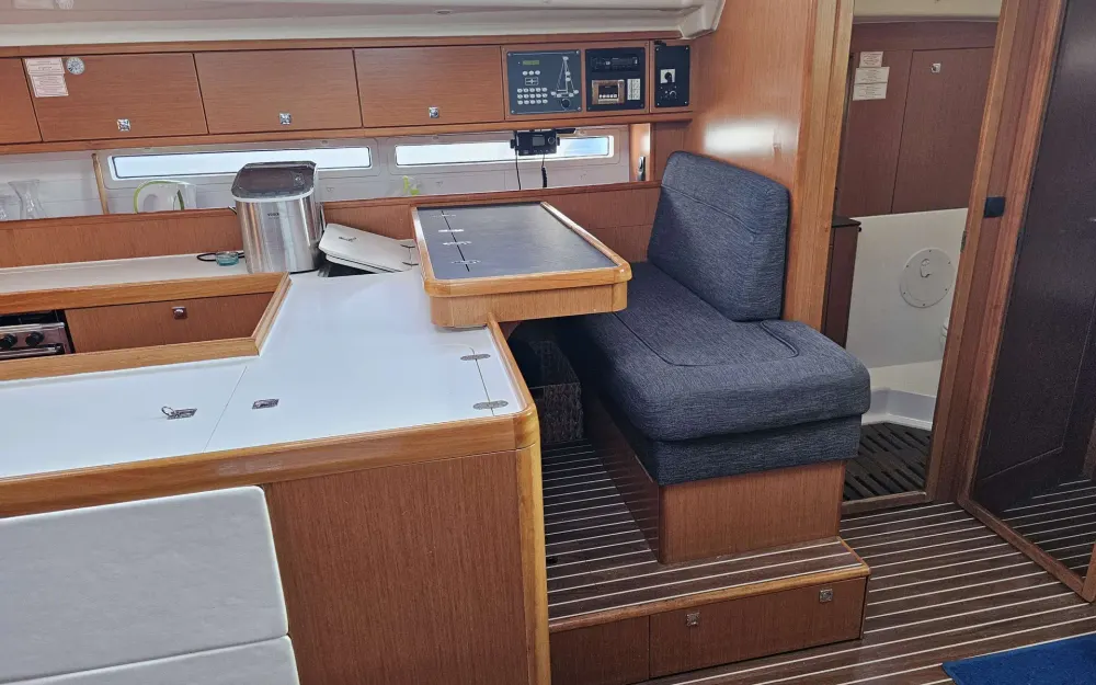 slider 19 Bavaria  56 Cruiser
