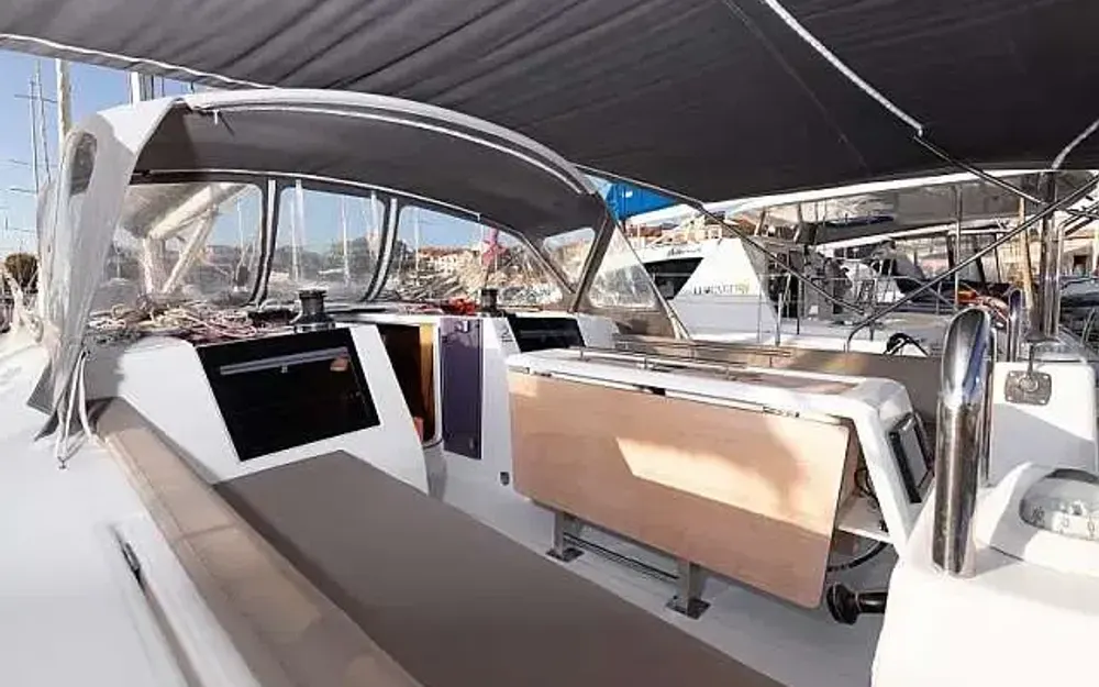 slider 11 Dufour  460 Grand Large