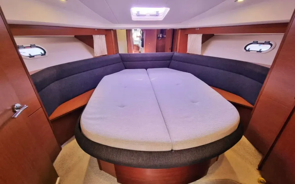 slider 25 Jeanneau Prestige 390 S