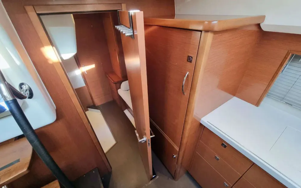 slider 27 Jeanneau Prestige 390 S