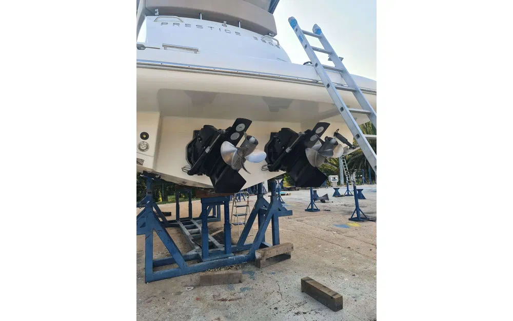 slider 3 Jeanneau Prestige 390